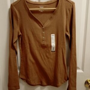 Sonoma Women's Tan Long Sleeve Tee